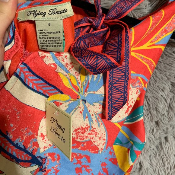 Flying Tomato Red Floral Romper - Small - Picture 4 of 4